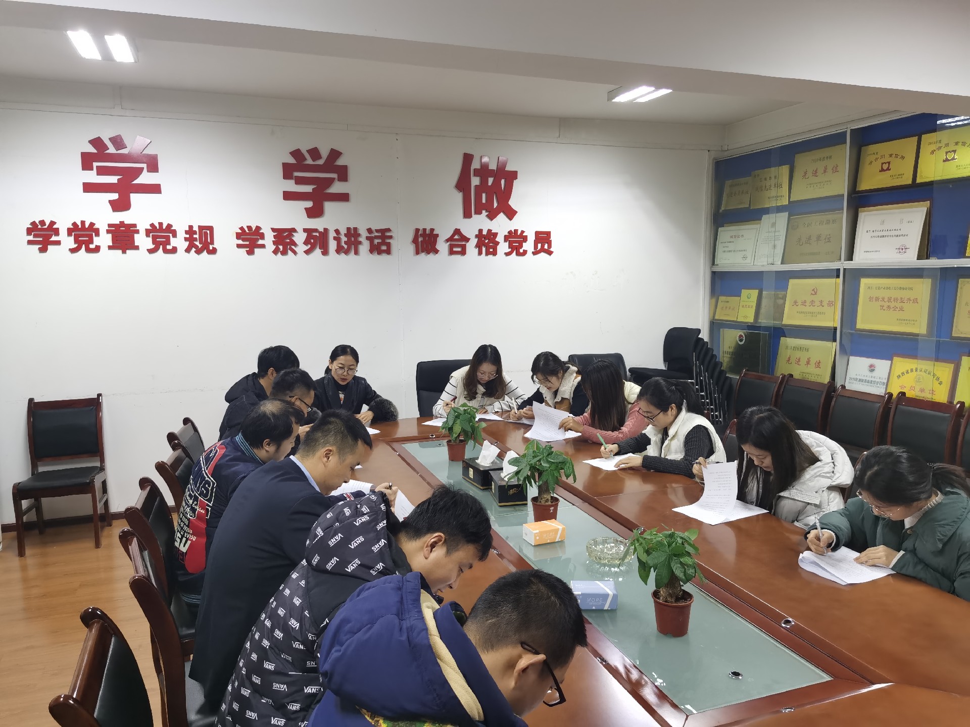 以習近平法治思想為引領 大力弘揚憲法精神—電勘院舉辦憲法知識答題競賽活動